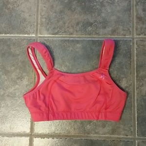 Athletic bra